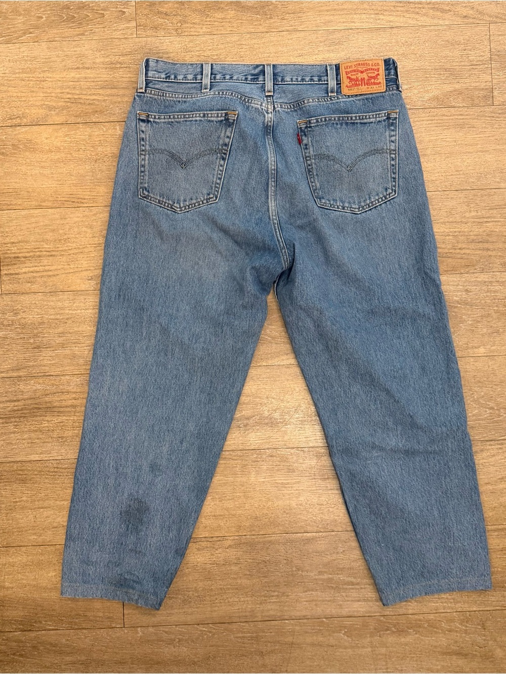 Levi's Relaxed Fit Light Blue Men's Jeans 38 - Picture 4 of 5